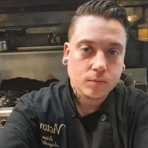 Meet your Posher, Brian